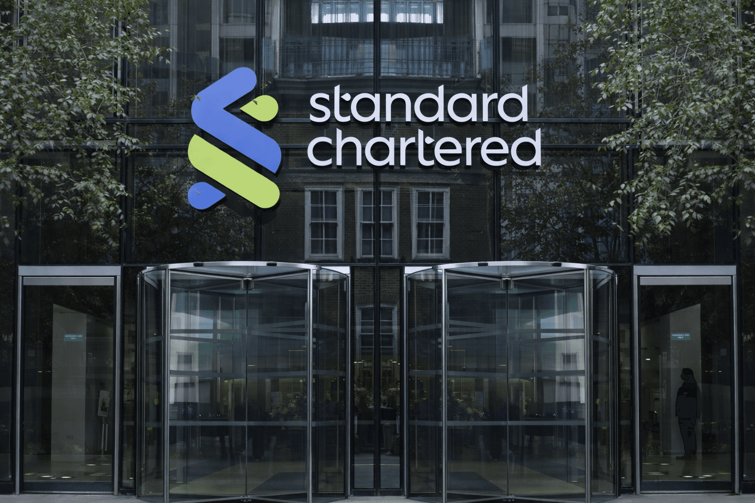 Standard Chartered Siapkan Pialang Utama Kripto: Strategi Navigasi Aturan Ketat Basel III